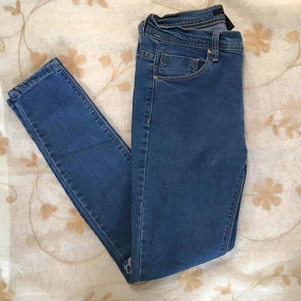 Forever 21 Distressed Jeans